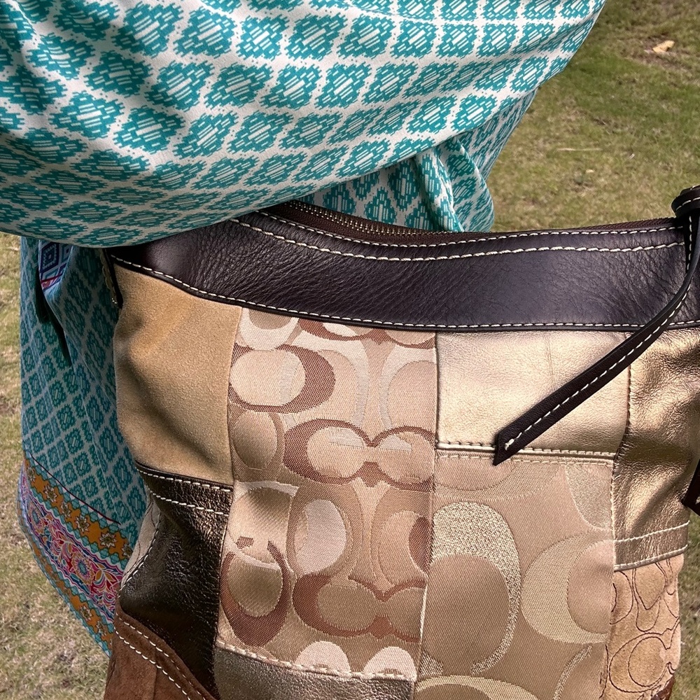 200. Vintage Coach Cream & Brown Leather Suede Shoulder Bag w/Signature C Design - Picture 9 of 12